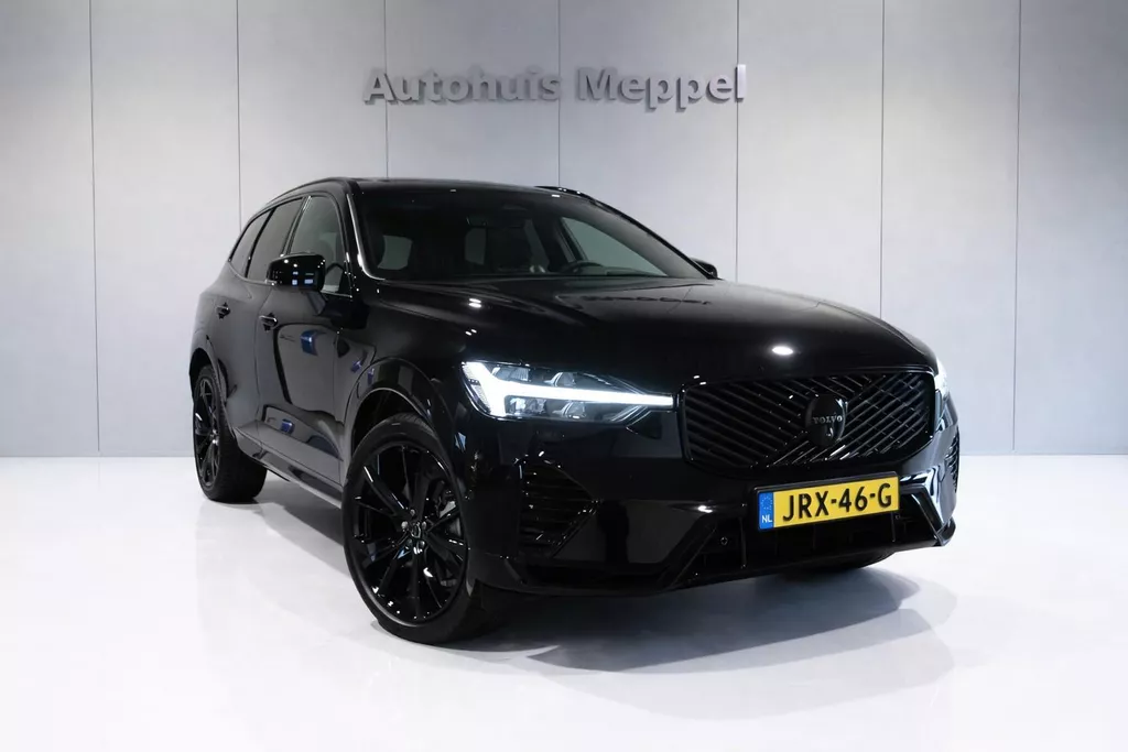 Volvo XC60 T6-AWD Black-Ultra| NEW | B&amp;W|Luchtvering|Trekhaak|Pano |HUD|Massage|Facelift | Range 70KM Volledig electrisch
