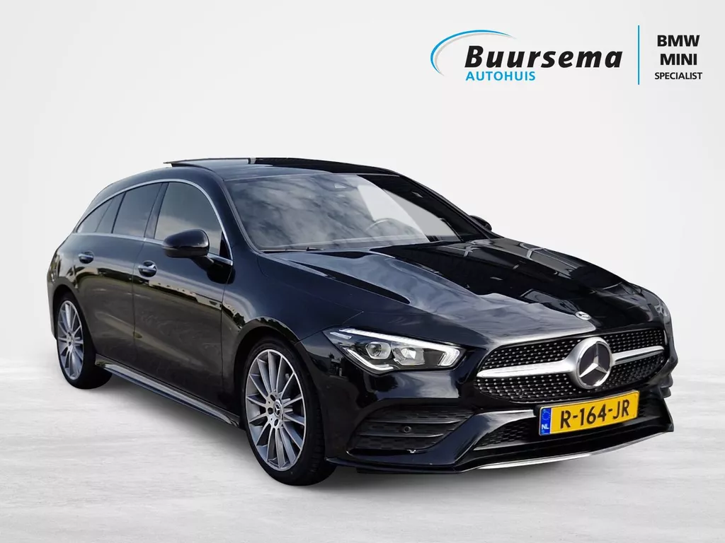 Mercedes-Benz CLA Shooting Brake 180 AMG Line | Panoramadak | Achteruitrijcamera | Navigatie | 66.881 KM!