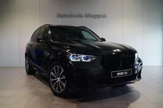BMW X5 45e XDrive ** GERESERVEERD ** Laser Light | Head-Up Display | Panoramadak | 360 Camera |
