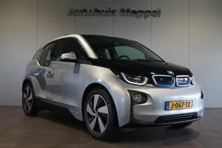 BMW i3 Basis Comfort 22kWh | Prijs na &euro; 2.000,- SUBSIDIE | TOT 2025 | Warmtepomp | Stoelverwarming | Navigatie | Kantelschuifdak |