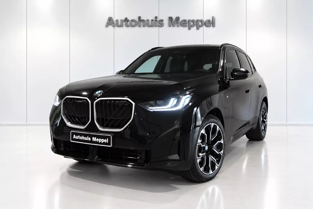 BMW X3 30e NIEUW M-Sport*Trekhaak*H&amp;K*Pano*Shadow Line*PDC