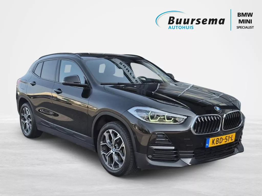 BMW X2 sDrive18i | Trekhaak Afneembaar | Achteruitrijcamera | Sportinterieur | Navigatie | Bluetooth Tel |