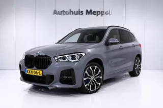 BMW X1 xDrive25i M-Sport*Trekhaak*Pano*HUD*LED+*DrivingAssistant+*H/kSound