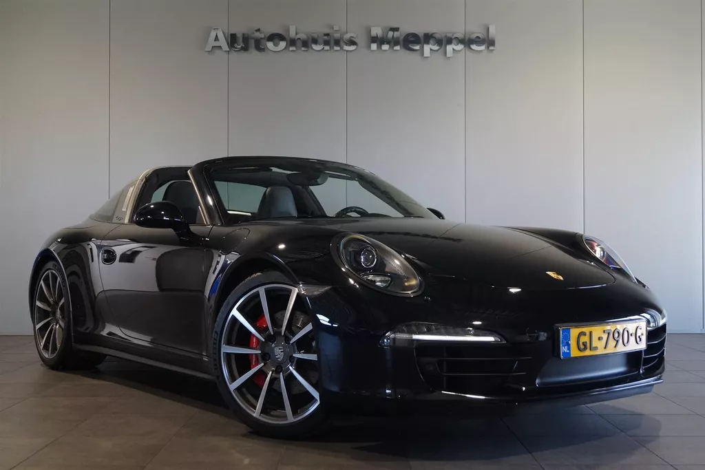 Porsche 911 3.8 Targa 4s Sport-Chrono | Bose Sound-system | Cruise-control | Navigatie | Camera NL-geleverd | Porsche Dealer onderhouden