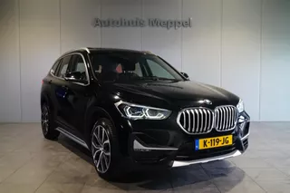 BMW X1 Sdrive20i GERESERVEERD Automaat Facelift | LED | HUD | Panorama | Navi-Pro |