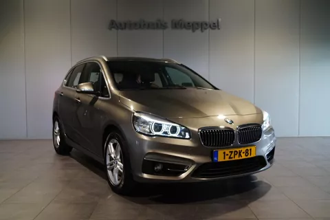 BMW 2 Serie 220i Active Tourer Luxury Line | Head-Up Display | LED | PDC | BMW 2 Serie 220i Active Tourer Luxury Line | Head-Up Display | LED | PDC |