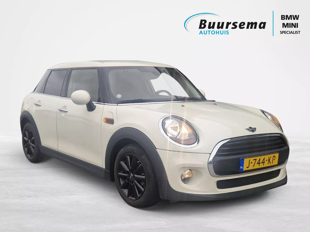 MINI One 1.2 One 5 Deurs. Pepper Bns.GERESERVEERD